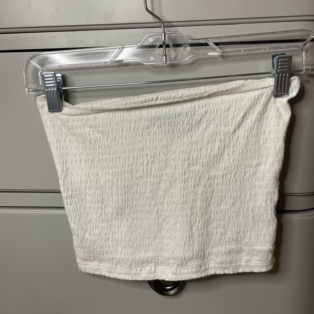 White tupe top